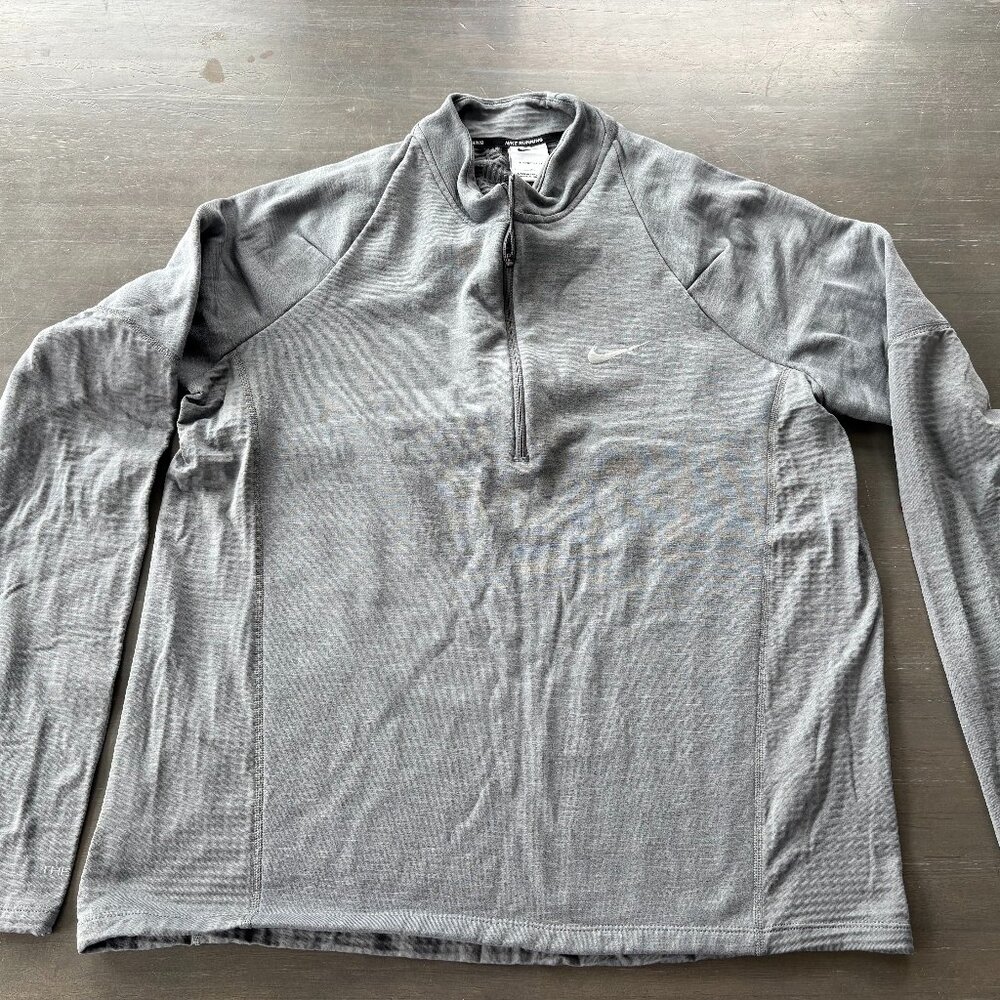 Nike Therma-FIT Running Pullover – Men’s Size Large – Gray